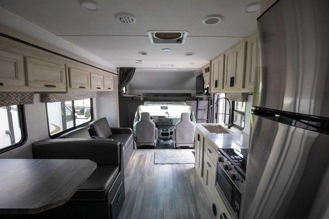 2023 Ford E-450 Cutaway Unknown