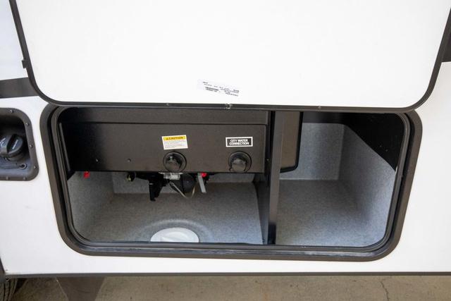 2023 Ford E-450 Cutaway Unknown