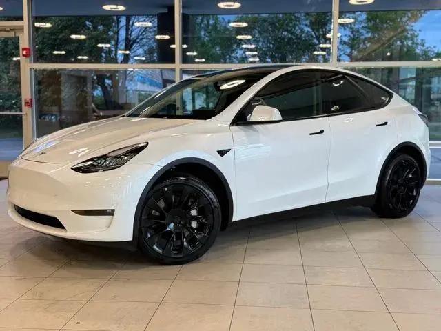 2023 Tesla Model Y Long Range Dual Motor All-Wheel Drive for sale in East Dundee, IL