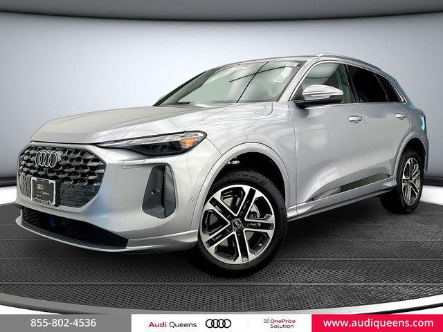 Florett Silver Metallic 2026 Audi Q5 SUV / Crossover All-Wheel Drive Automatic