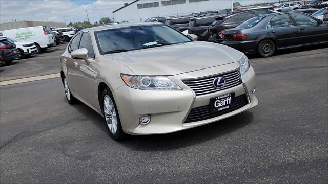 2015 Lexus ES 300h Hybrid