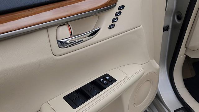 2015 Lexus ES 300h Hybrid