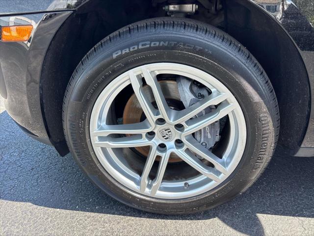 2024 Porsche Macan AWD