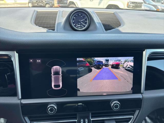 2024 Porsche Macan AWD