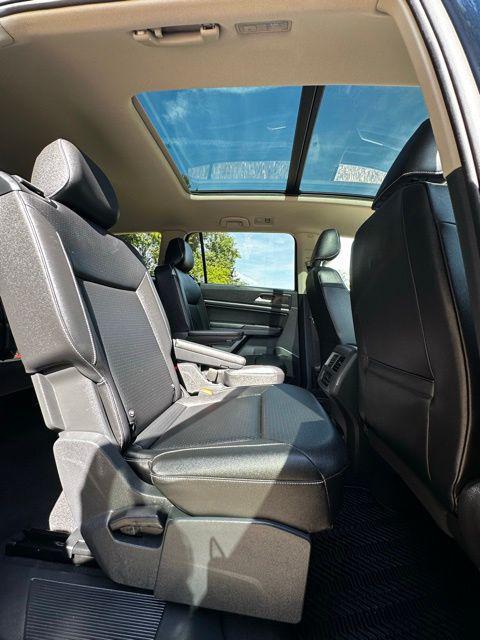 2021 Volkswagen Atlas 3.6L V6 SE w/Technology