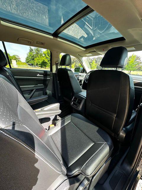 2021 Volkswagen Atlas 3.6L V6 SE w/Technology