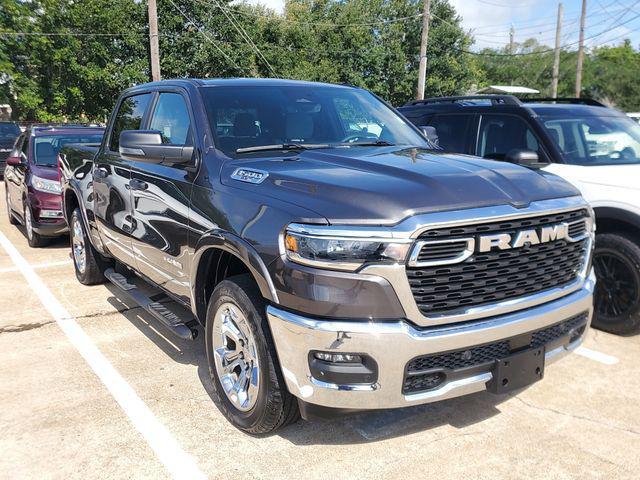 2025 Ram 1500 Lone Star Crew Cab 4x4 5'7" Box