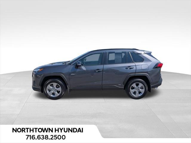 2025 Toyota RAV4 Hybrid XLE