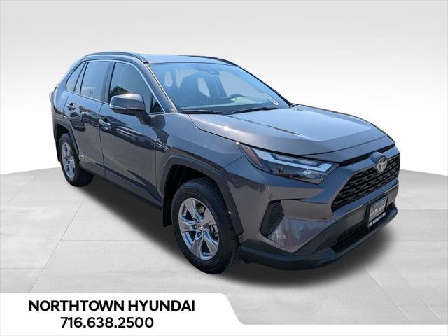 2025 Toyota RAV4 Hybrid XLE