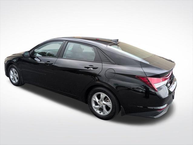 2023 Hyundai Elantra SE