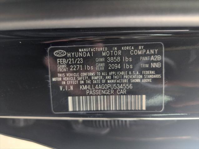 2023 Hyundai Elantra SE