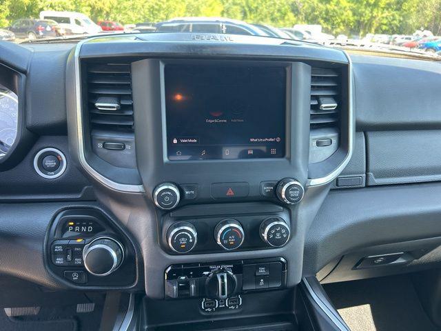 2022 Ram 1500 Big Horn Quad Cab 4x4 6'4" Box