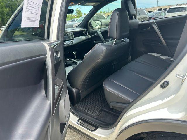 2018 Toyota RAV4 SE