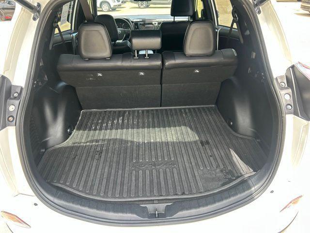 2018 Toyota RAV4 SE