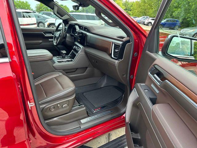 2024 GMC Sierra 1500 4WD Crew Cab Short Box Denali