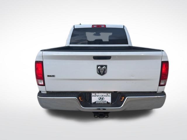 2023 Ram 1500 Classic SLT Crew Cab 4x2 5'7" Box