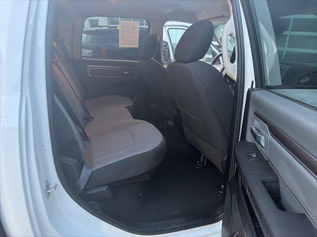 2023 Ram 1500 Classic SLT Crew Cab 4x2 5'7" Box