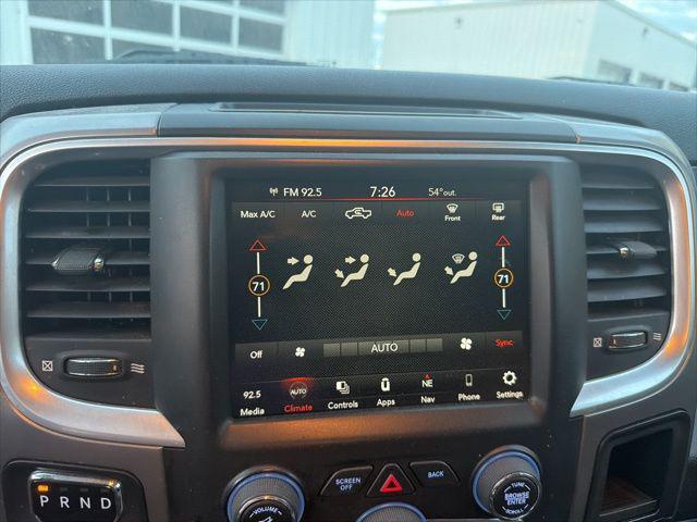 2023 Ram 1500 Classic SLT Crew Cab 4x2 5'7" Box