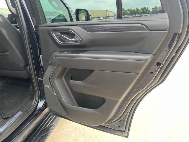 2023 GMC Yukon 2WD SLT