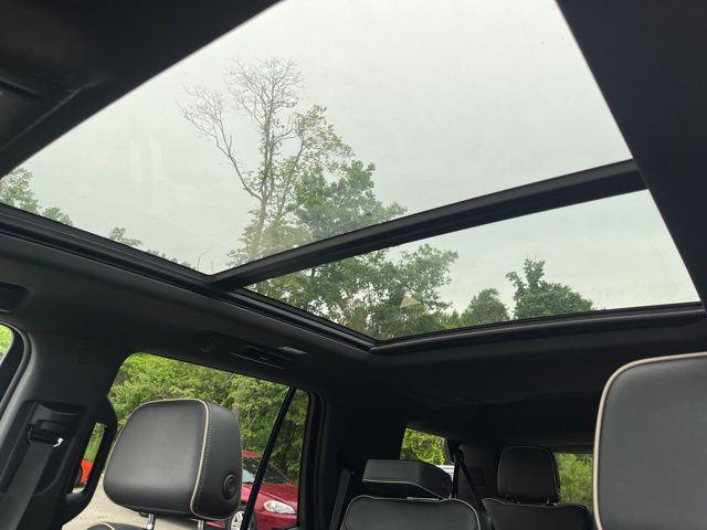 2023 GMC Yukon 2WD SLT
