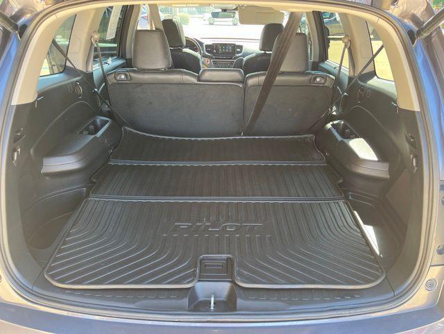 2022 Honda Pilot 2WD Special Edition