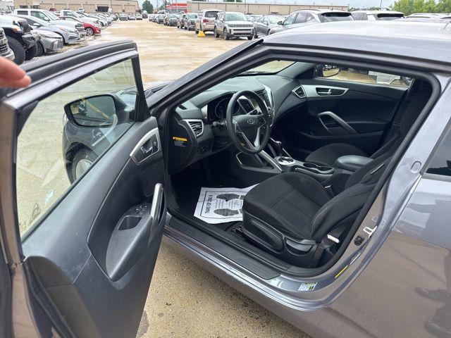 2015 Hyundai Veloster Base