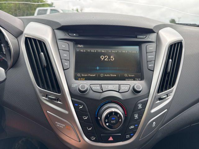2015 Hyundai Veloster Base