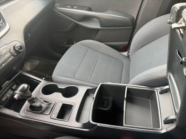2017 Kia Sorento 2.4L LX