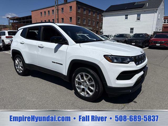 2023 Jeep Compass Latitude Lux FWD
