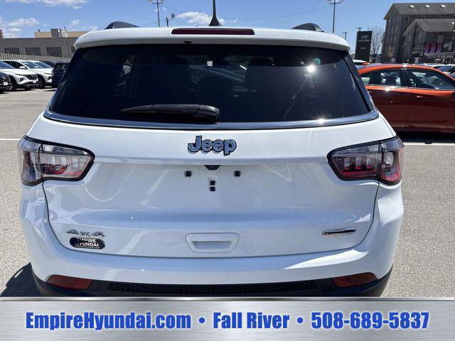 2023 Jeep Compass Latitude Lux FWD