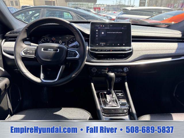 2023 Jeep Compass Latitude Lux FWD