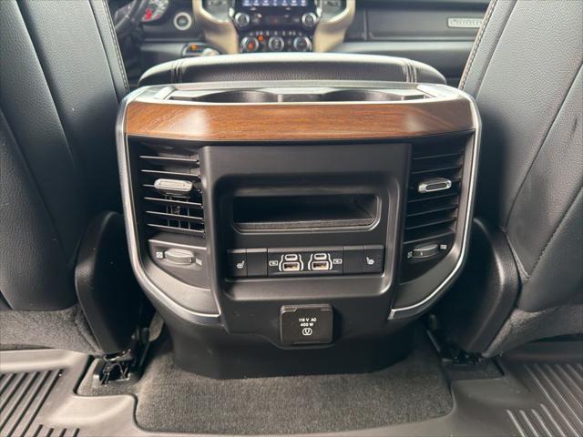 2022 Ram 1500 Laramie Crew Cab 4x4 5'7" Box