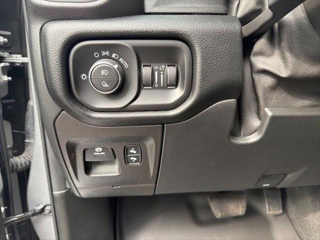 2022 Ram 1500 Laramie Crew Cab 4x4 5'7" Box