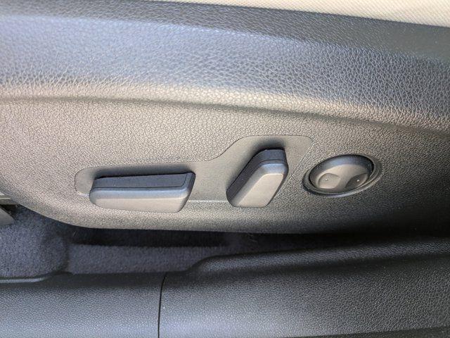 2018 Kia Sorento 2.4L LX