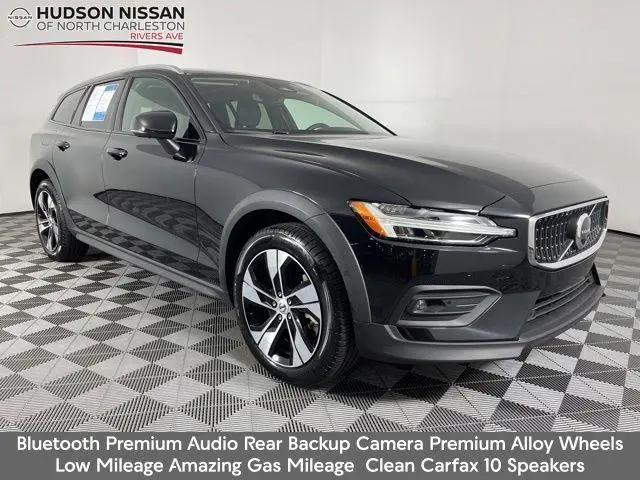 2025 Volvo V60 Cross Country Plus, B5 AWD Gas (mild hybrid) for sale in North Charleston, SC