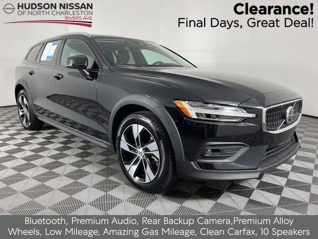 2025 Volvo V60 Cross Country Plus, B5 AWD Gas (mild hybrid) for sale in North Charleston, SC