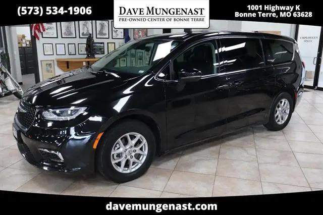 2023 Chrysler Pacifica Touring L for sale in Bonne Terre, MO