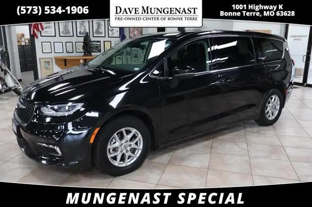 2023 Chrysler Pacifica Touring L for sale in Bonne Terre, MO