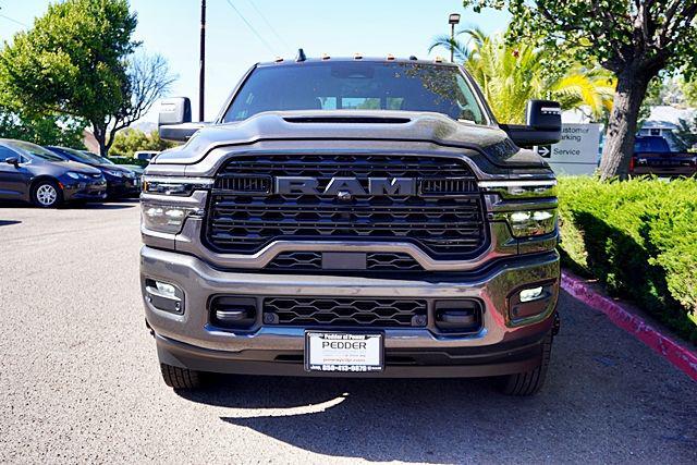 2026 Ram 3500 Limited Crew Cab 4x4 8' Box