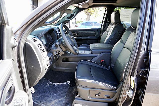 2026 Ram 3500 Limited Crew Cab 4x4 8' Box