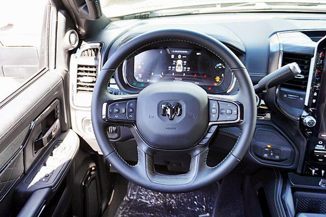 2026 Ram 3500 Limited Crew Cab 4x4 8' Box