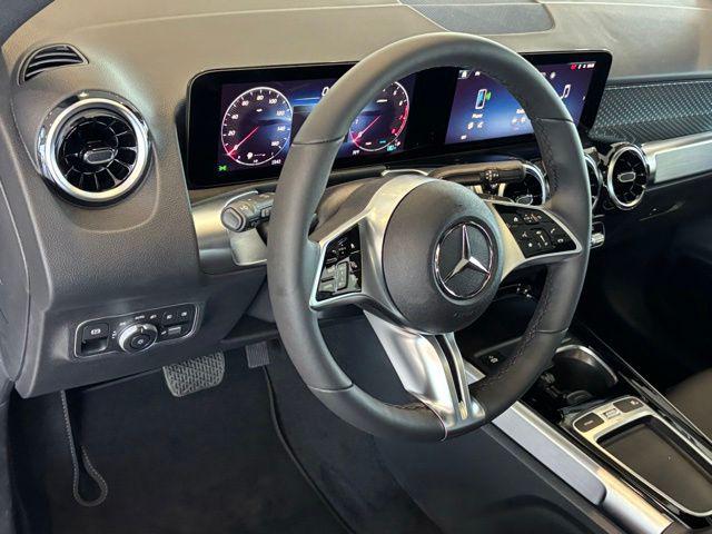 2026 Mercedes-Benz GLB 4MATIC