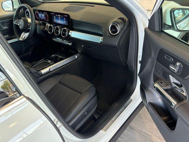 2026 Mercedes-Benz GLB 4MATIC