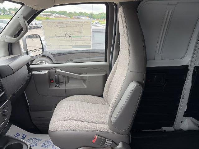 2026 Chevrolet Express Cargo Van 2500 Extended Wheelbase, WT, RWD
