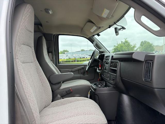 2026 Chevrolet Express Cargo Van 2500 Extended Wheelbase, WT, RWD