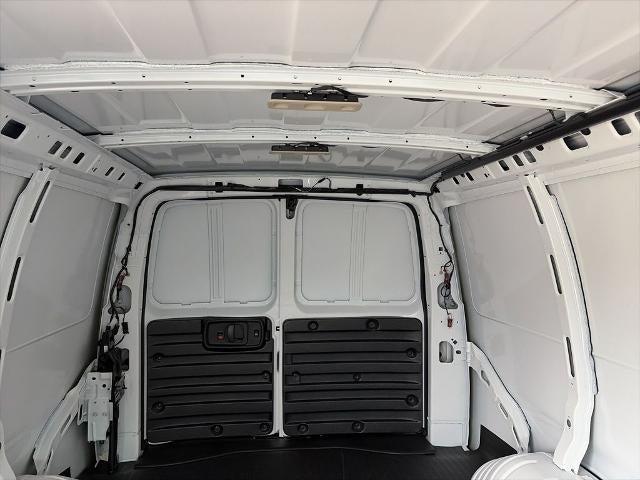 2026 Chevrolet Express Cargo Van 2500 Extended Wheelbase, WT, RWD