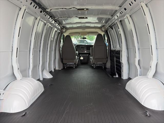 2026 Chevrolet Express Cargo Van 2500 Extended Wheelbase, WT, RWD