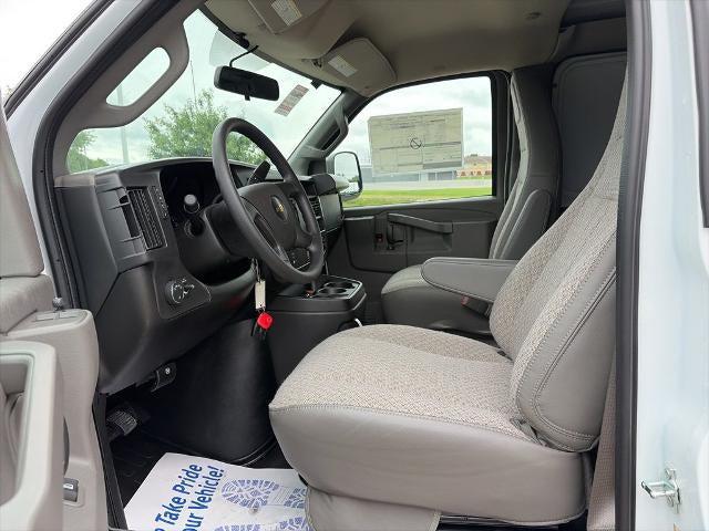 2026 Chevrolet Express Cargo Van 2500 Extended Wheelbase, WT, RWD