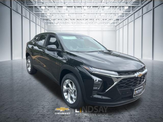 2026 Chevrolet Trax FWD LS