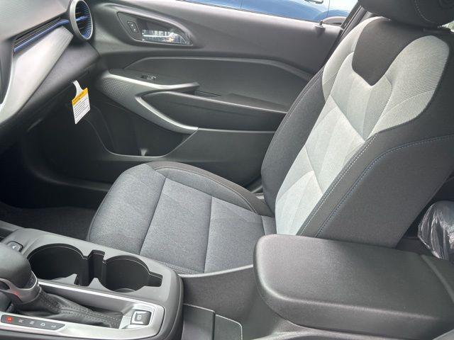 2026 Chevrolet Trax FWD LS